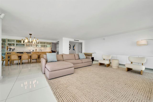 1111 Crandon Blvd A801, Key Biscayne, FL 33149