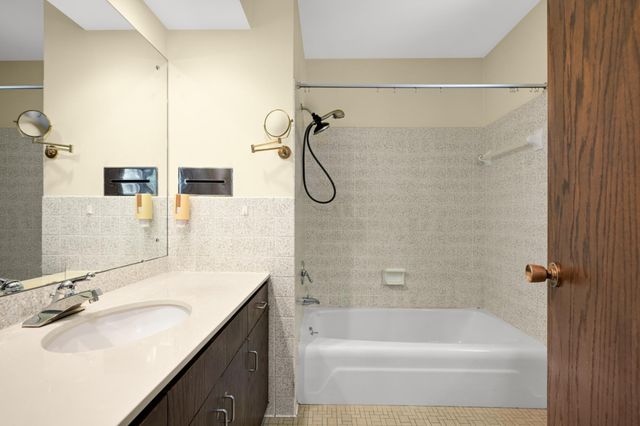 4336 Avondale Road, Golden Valley, MN 55416