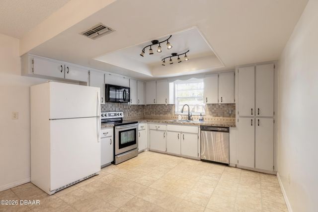 1210 Mellisa Drive, Port Orange, FL 32129