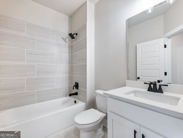 210 Grand Highlands Court, Winder, GA 30680