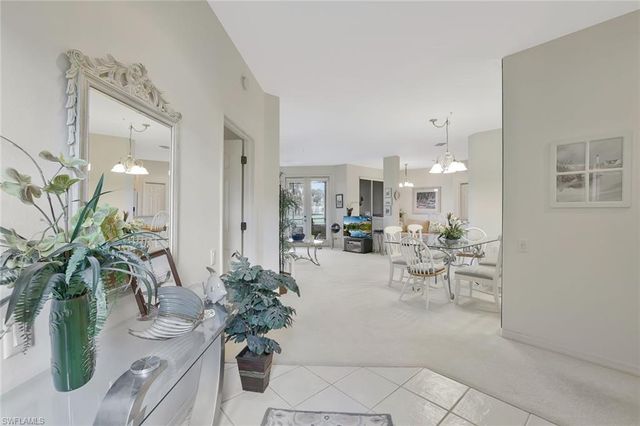 8457 Radcliffe TER 102, Naples, FL 34120