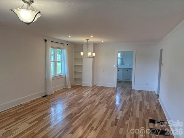 522 Calvert Road, Brevard, NC 28712