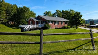 522 Calvert Road, Brevard, NC 28712