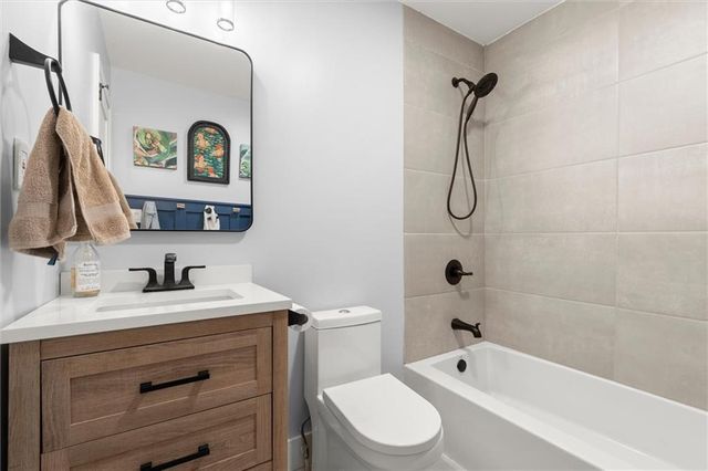 1077 Vista Trail NE, Atlanta, GA 30324