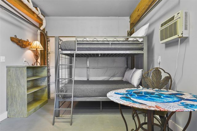 4029 Fort Bend Drive, Galveston, TX 77554