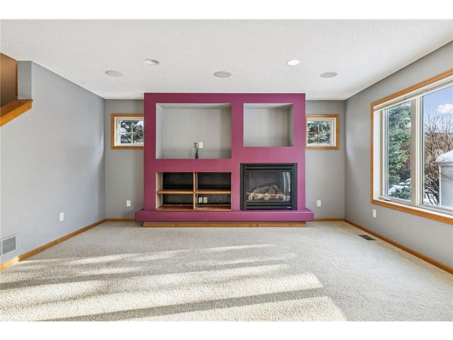 489 Canyon Boulevard, Hudson, WI 54016