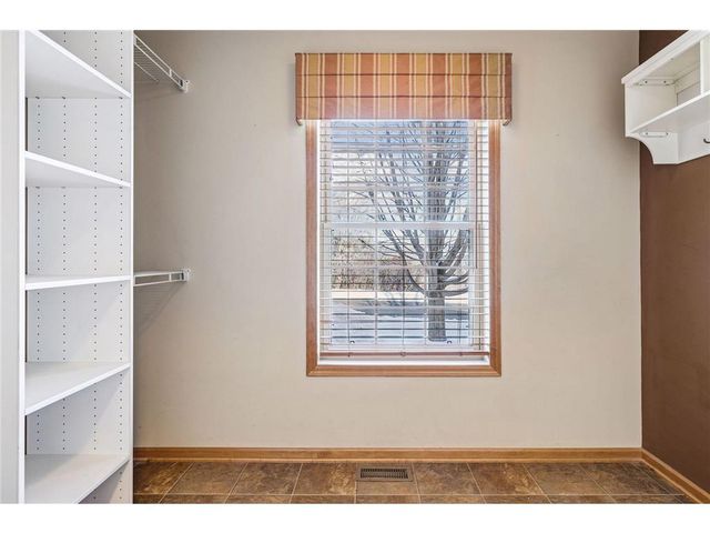 489 Canyon Boulevard, Hudson, WI 54016