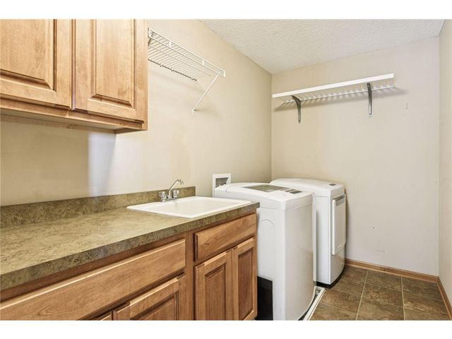 489 Canyon Boulevard, Hudson, WI 54016