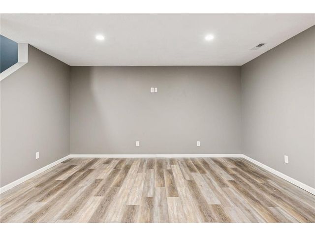 489 Canyon Boulevard, Hudson, WI 54016