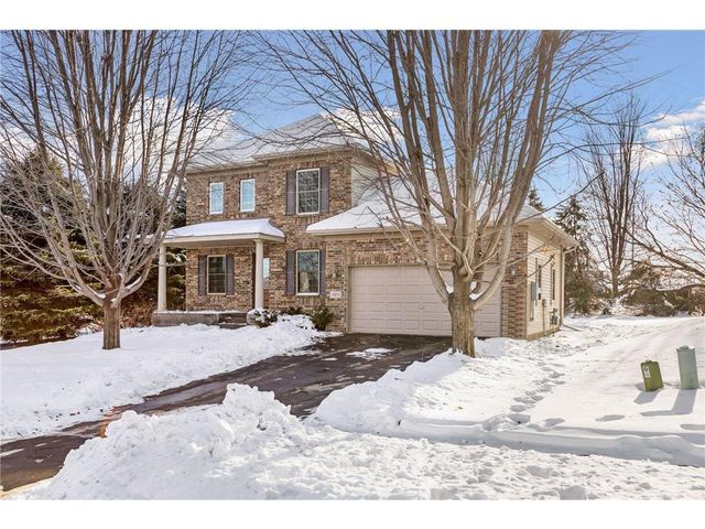 489 Canyon Boulevard, Hudson, WI 54016