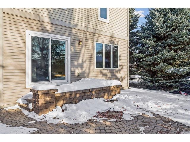 489 Canyon Boulevard, Hudson, WI 54016