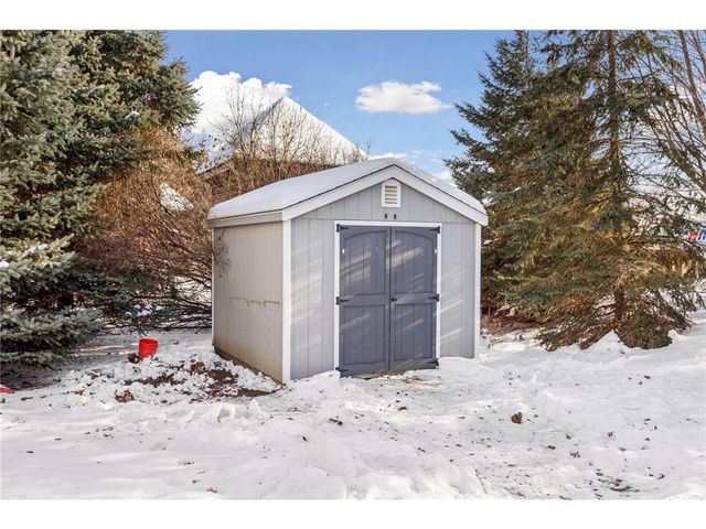 489 Canyon Boulevard, Hudson, WI 54016