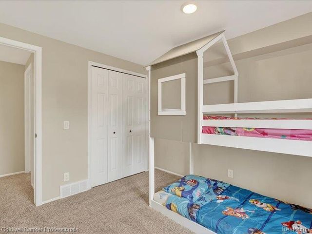 6091 Rocking Chair Road, Grand Blanc, MI 48439