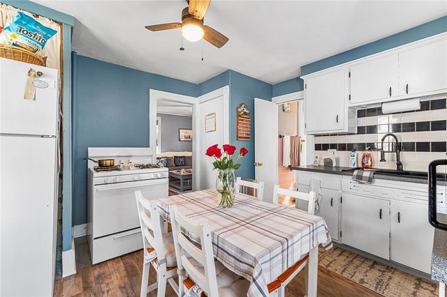 95 Ivy Street, East Providence, RI 02914