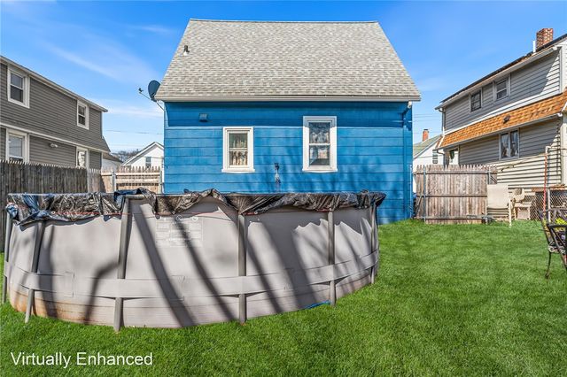 95 Ivy Street, East Providence, RI 02914