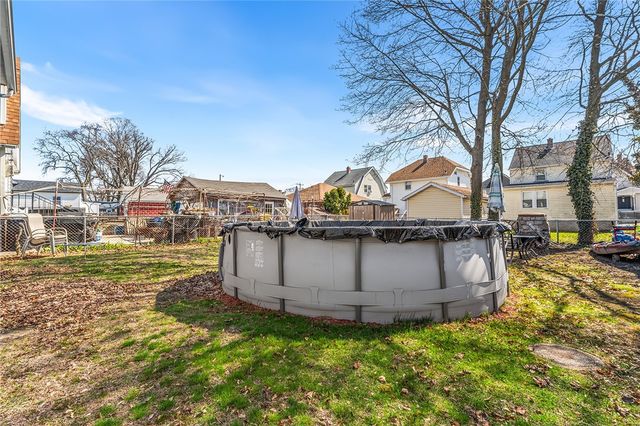 95 Ivy Street, East Providence, RI 02914