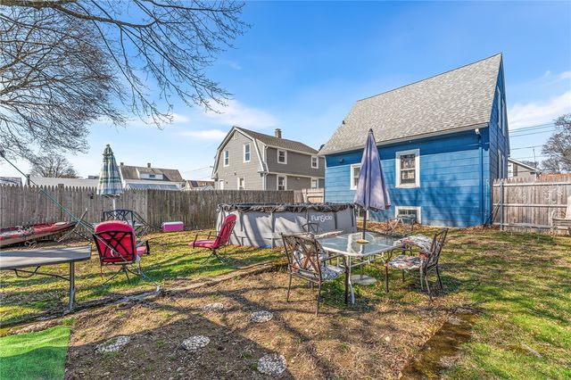 95 Ivy Street, East Providence, RI 02914