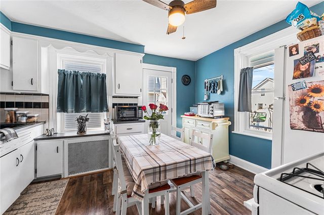 95 Ivy Street, East Providence, RI 02914