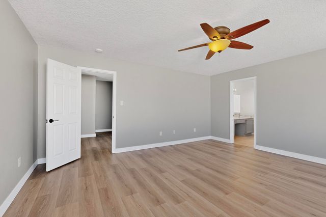 10623 Albero Rosso Drive NW, Albuquerque, NM 87114