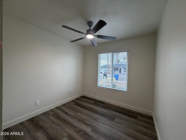 3305 E HELENA Drive, Phoenix, AZ 85032