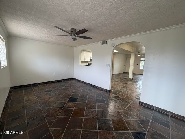 3305 E HELENA Drive, Phoenix, AZ 85032