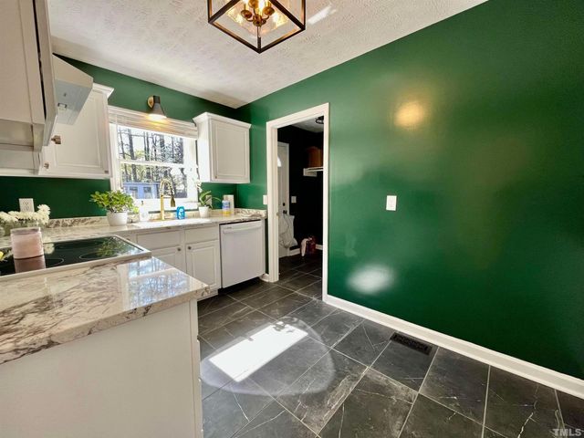 565 Old Graham Road, Pittsboro, NC 27312