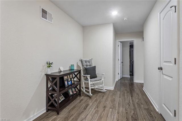 112 Silver Isles BLVD, Hampton, VA 23664