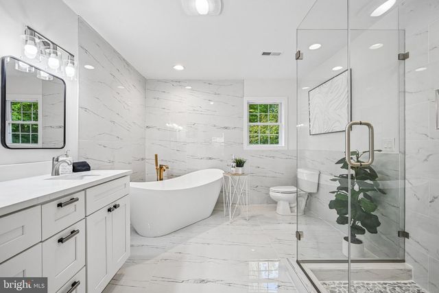 19 MONTANA AVE, Cherry Hill, NJ 08002
