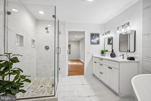 19 MONTANA AVE, Cherry Hill, NJ 08002