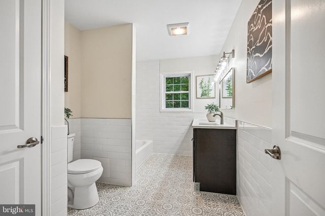 19 MONTANA AVE, Cherry Hill, NJ 08002