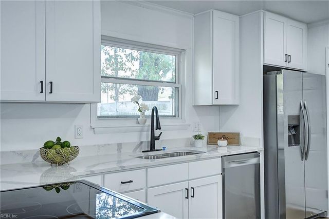 404 Ticonderoga Rd, Virginia Beach, VA 23462