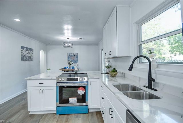 404 Ticonderoga Rd, Virginia Beach, VA 23462