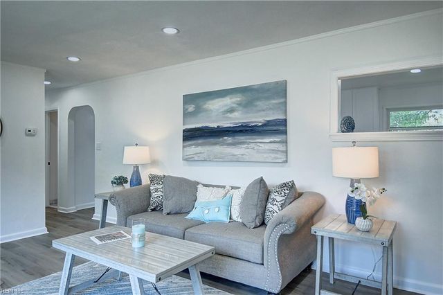 404 Ticonderoga Rd, Virginia Beach, VA 23462