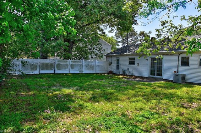 404 Ticonderoga Rd, Virginia Beach, VA 23462