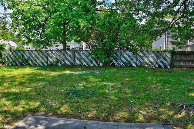 404 Ticonderoga Rd, Virginia Beach, VA 23462