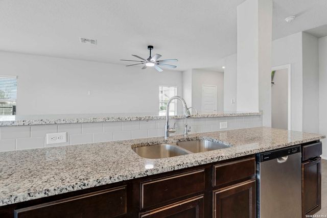 2532 Marty Way, Seguin, TX 78155