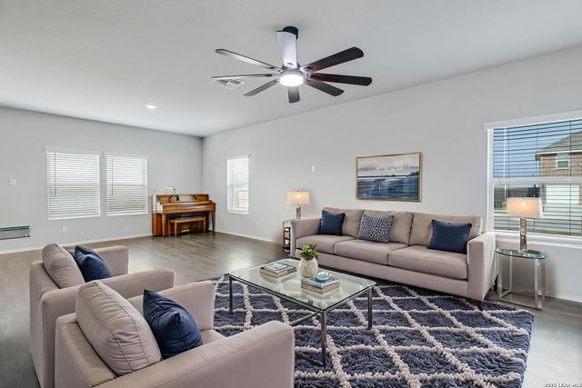 2532 Marty Way, Seguin, TX 78155