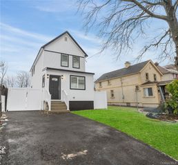 16 Laurel Avenue, Hempstead, NY 11550