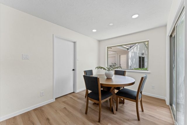 2914 Riata Lane, Houston, TX 77043