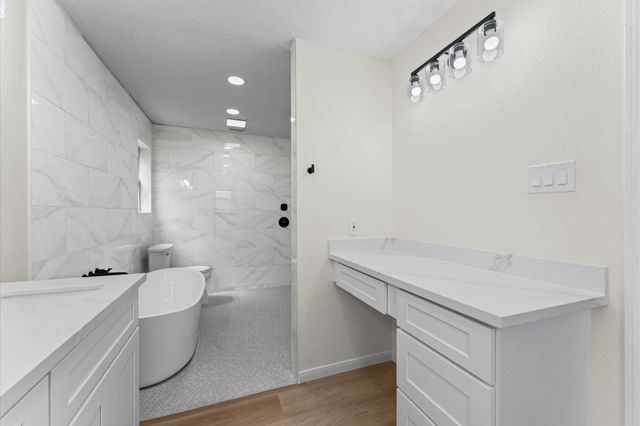 2914 Riata Lane, Houston, TX 77043