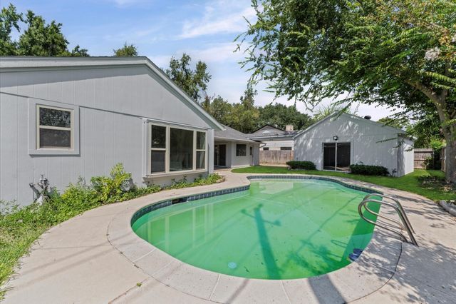 2914 Riata Lane, Houston, TX 77043