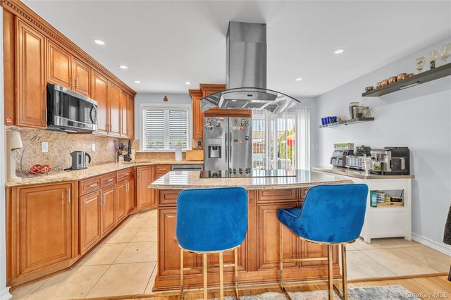 1863 Chester Drive, East Meadow, NY 11554