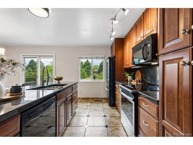 632 W Chestnut Ct, Louisville, CO 80027