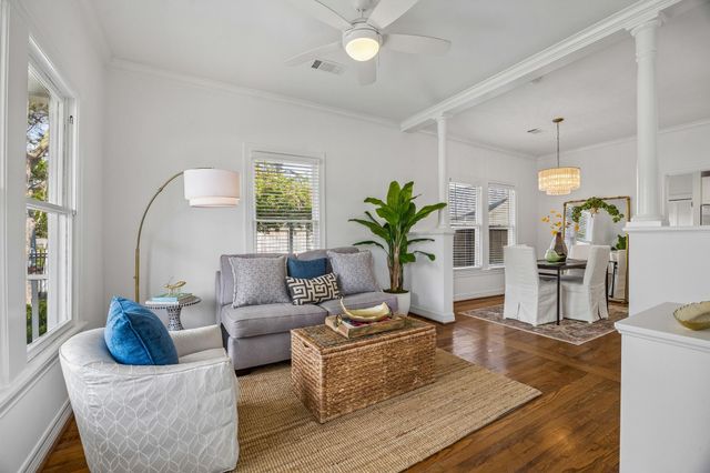 812 13th Street W, Houston, TX 77008