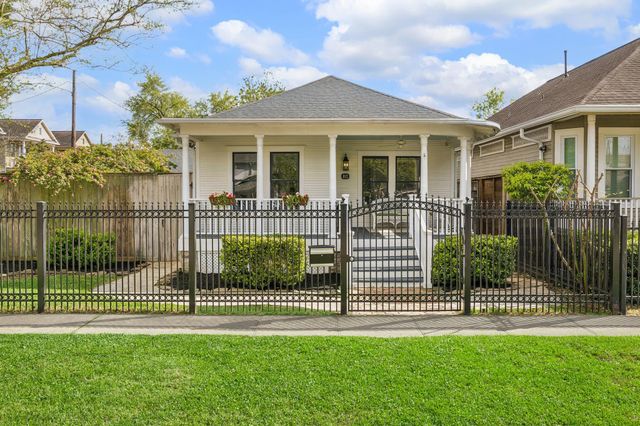 812 13th Street W, Houston, TX 77008