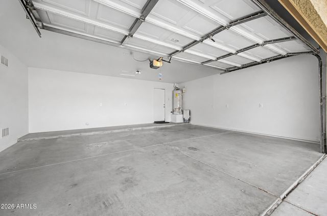 11230 S OAKWOOD Drive, Goodyear, AZ 85338