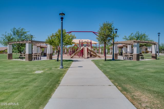11230 S OAKWOOD Drive, Goodyear, AZ 85338