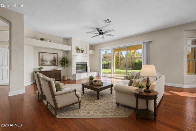 11230 S OAKWOOD Drive, Goodyear, AZ 85338