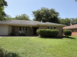1212 Linden Drive, Plano, TX 75075