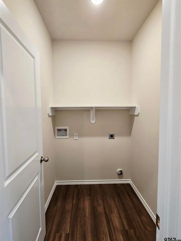 1115 Park Meadows Dr., Whitehouse, TX 75791